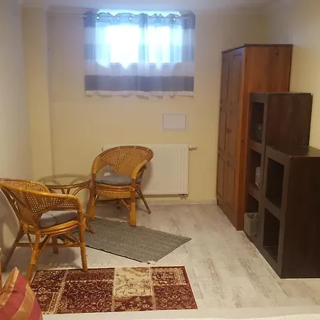 Apartment Gyoengyvirag *